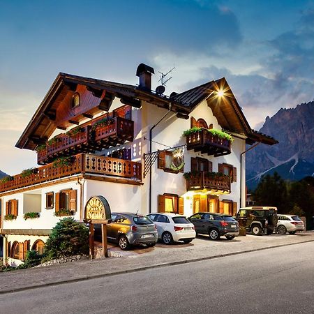 Hotel Natale Cortina d'Ampezzo Luaran gambar
